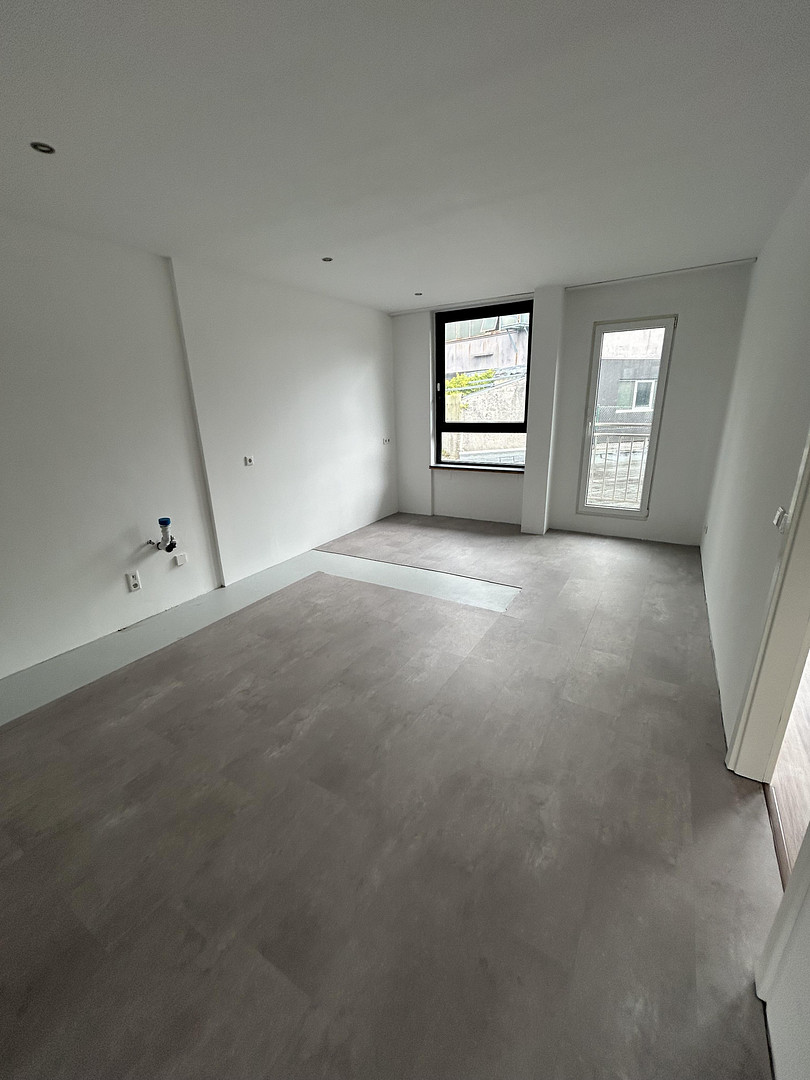Lichtdurchflutete 3 Zimmer Wohnung im 4. OG in Wuppertal-Vohwinkel – Bahnstraße 28, 42327 Wuppertal(Vohwinkel) – Vorschaubild 4