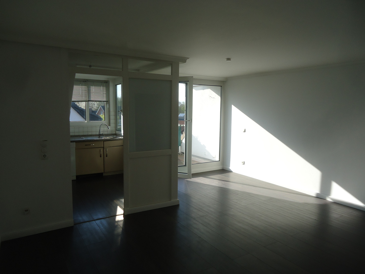 Helle freundliche Wohnung – 25469 Halstenbek – Vorschaubild 3