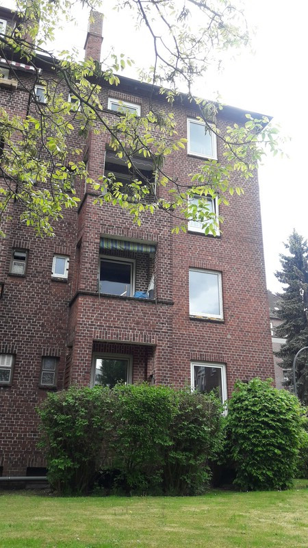 WG-fähig, 2 Balkone(!), ruhige Seitenstraße, gute infrastrukturelle Lage – Lohhof 27, 20535 Hamburg(Hamm) – Vorschaubild 2