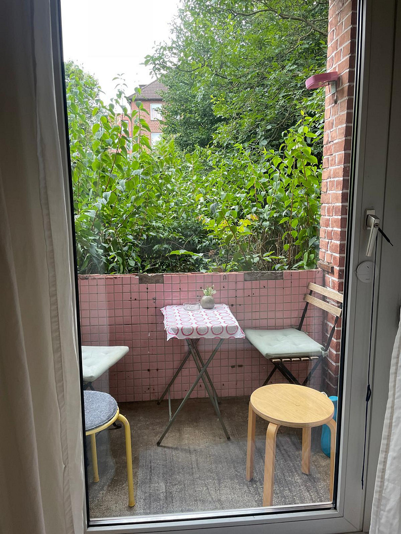 WG-fähig, 2 Balkone(!), ruhige Seitenstraße, gute infrastrukturelle Lage – Lohhof 27, 20535 Hamburg(Hamm) – Vorschaubild 8