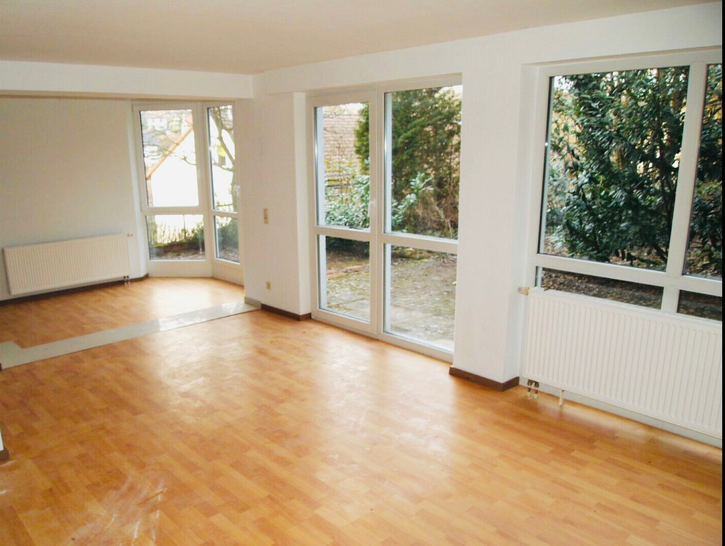 Wohnung mit Garten + Garage & Stellplatz – 65529 Waldems(Niederems) – Vorschaubild 2