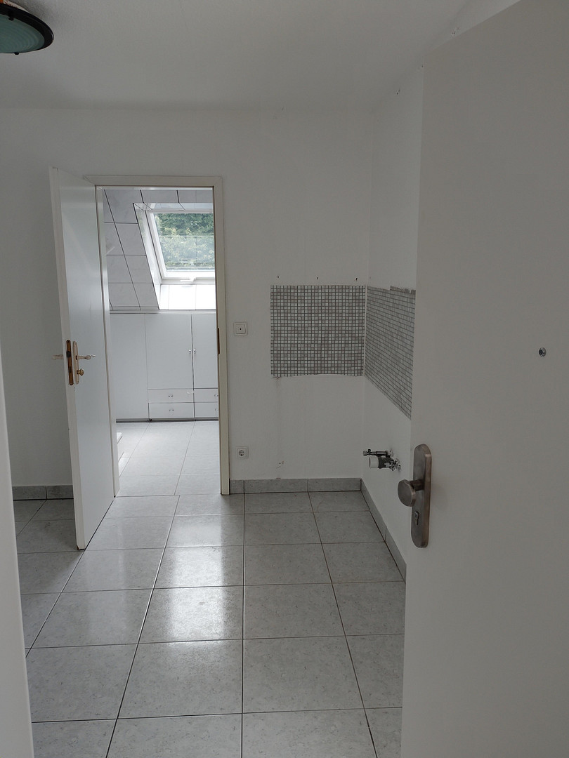 NEU: Attraktive, 2-Zimmer-DG-Wohnung in Herne-Mitte im 3-FH mit Fußbodenheizung – Viktor-Reuter-Straße 42b, 44623 Herne(Herne-Mitte) – Vorschaubild 11