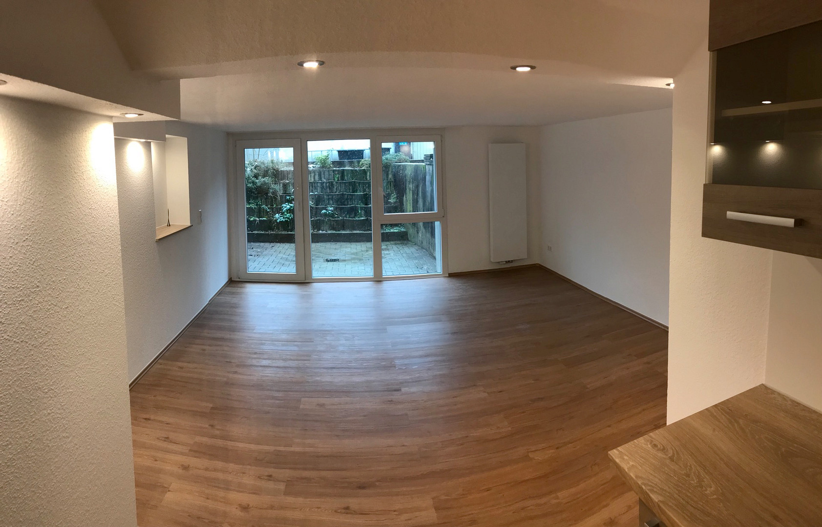 Schöne Sousterrain-Wohnung in Karlsruhe-Dammerstock – Karlsruhe(Weiherfeld-Dammerstock) – Vorschaubild 3