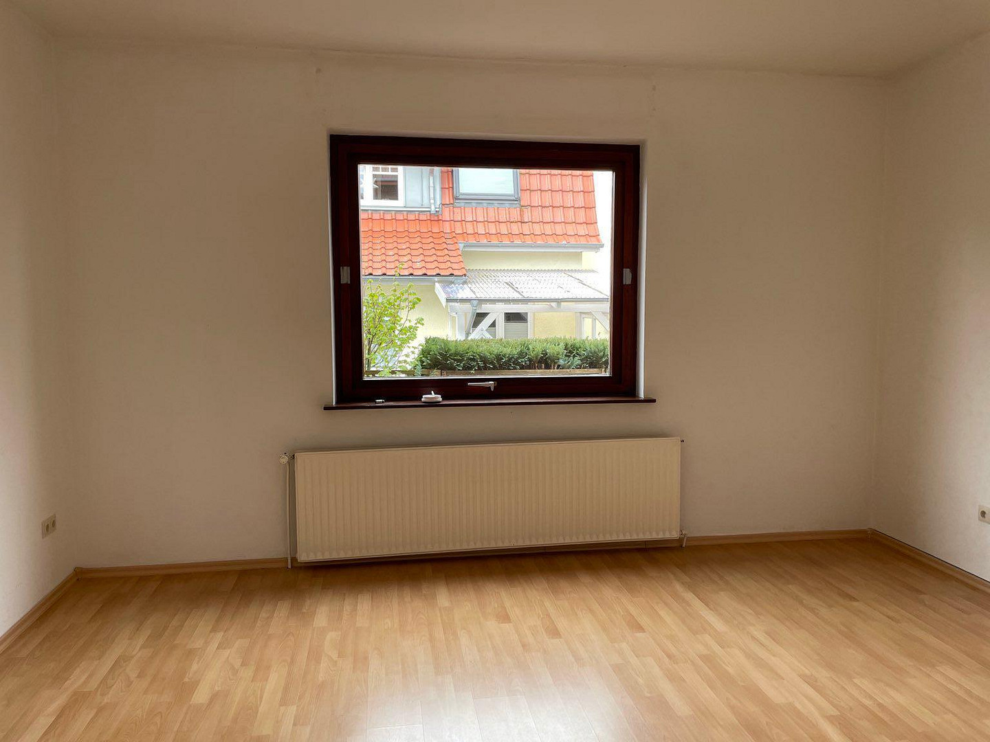 Mehrfamilien Haus in Hude / 2 Wohnungen mit 75m² und 114m² - ohne Makler – Ulmenstr. 8, 27798 Hude(Hude (Oldenburg)) – Vorschaubild 3