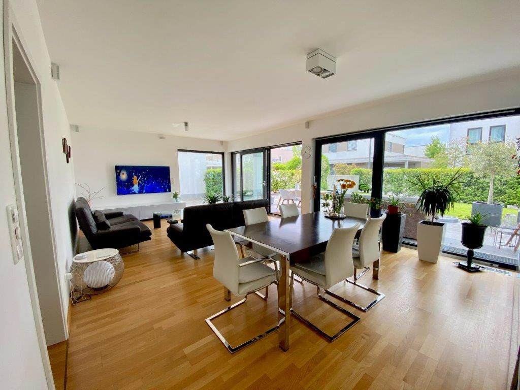 Traumhaus für höchste Ansprüche in Frankfurt Riedberg – Ottilie-Wildermuth-Weg 4, 60438 Frankfurt(Riedberg) – Vorschaubild 6
