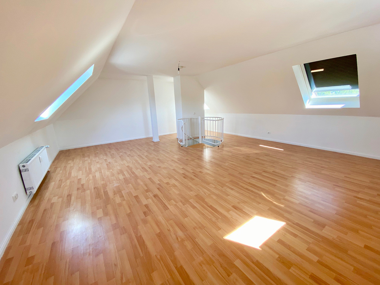 4-Zi.-Maisonette inkl. Garage in Frankfurt – Top-Rendite (5,5 %) oder Eigenbedarf möglich! – 65929 Frankfurt Unterliederbach(Unterliederbach) – Vorschaubild 12