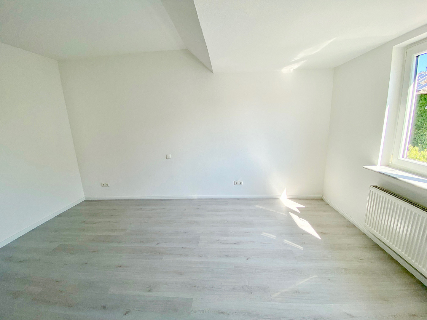 4-Zi.-Maisonette inkl. Garage in Frankfurt – Top-Rendite (5,5 %) oder Eigenbedarf möglich! – 65929 Frankfurt Unterliederbach(Unterliederbach) – Vorschaubild 7