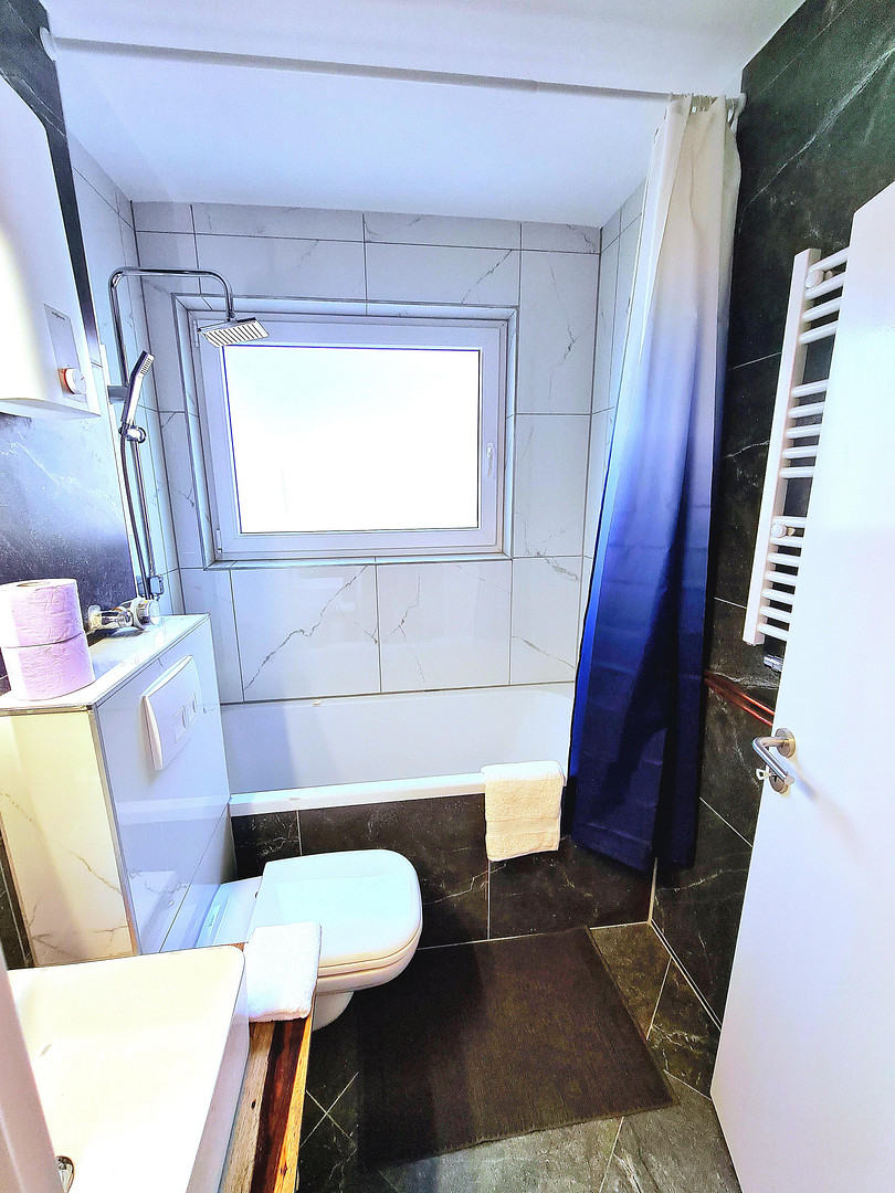 Hochwertig kernsanierte und möblierte 1,5 Zimmer Whg, schlüsselfertig mit Balkon und Küche-Derendorf – Rather Straße 94, 40476 Düsseldorf(Derendorf) – Vorschaubild 14