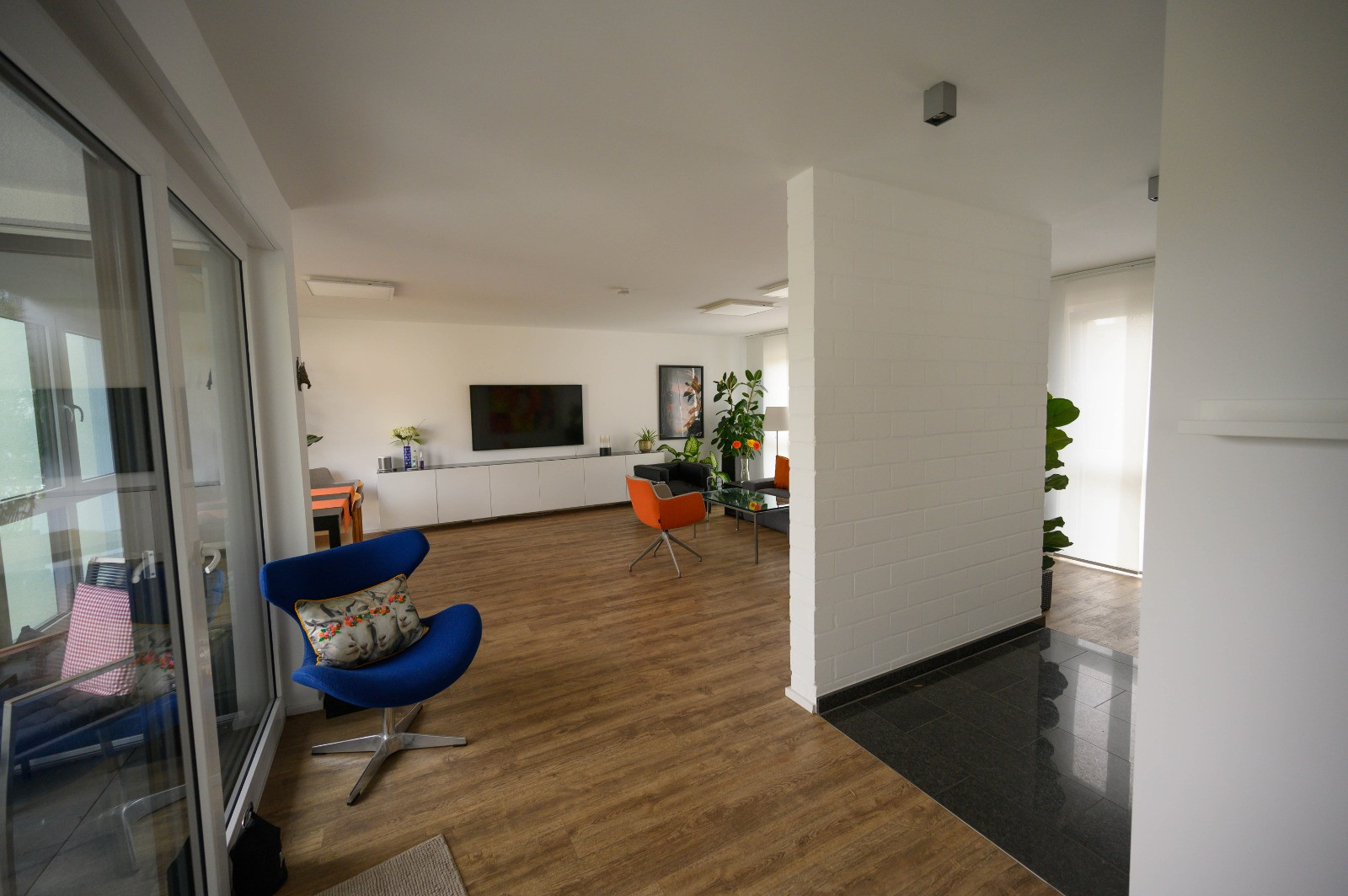 Moderne, großzügig geschnittene,lichtdurchflutete Wohnung in Architektenhaus – Essen(Heidhausen) – Vorschaubild 5