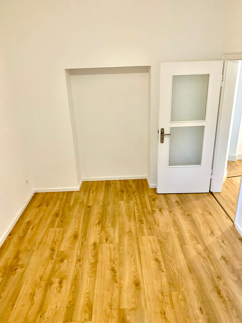 Kernsanierte 99 qm Wohnung mit Einbauküche zum Erstbezug inkl. neuer Einbauküche – Brehmstraße 75, 40239 Düsseldorf(Düsseltal) – Vorschaubild 13