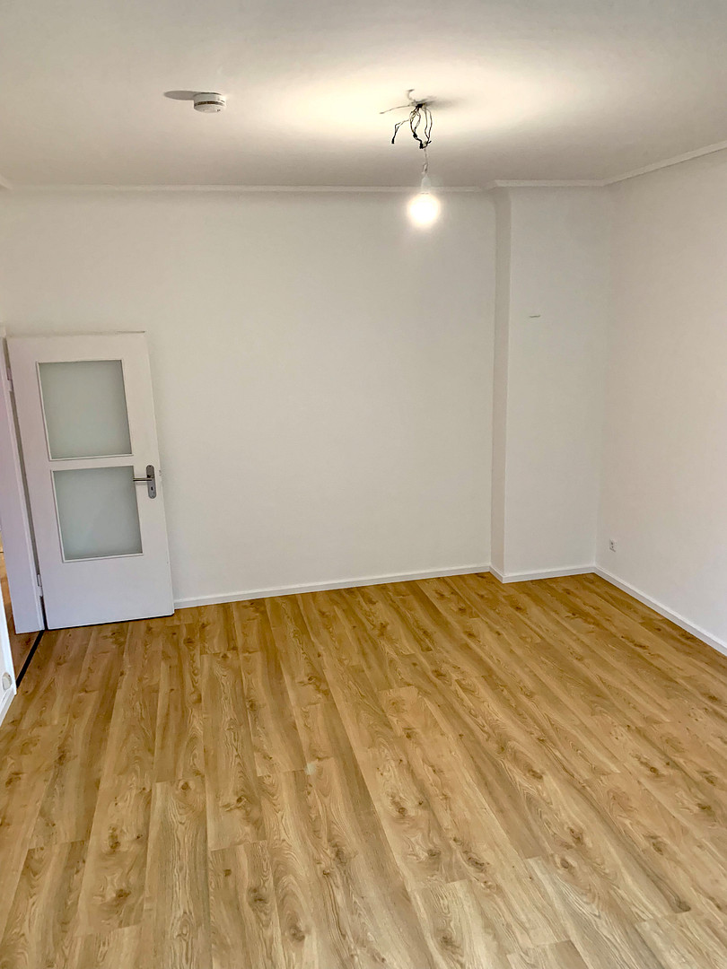 Kernsanierte 99 qm Wohnung mit Einbauküche zum Erstbezug inkl. neuer Einbauküche – Brehmstraße 75, 40239 Düsseldorf(Düsseltal) – Vorschaubild 5
