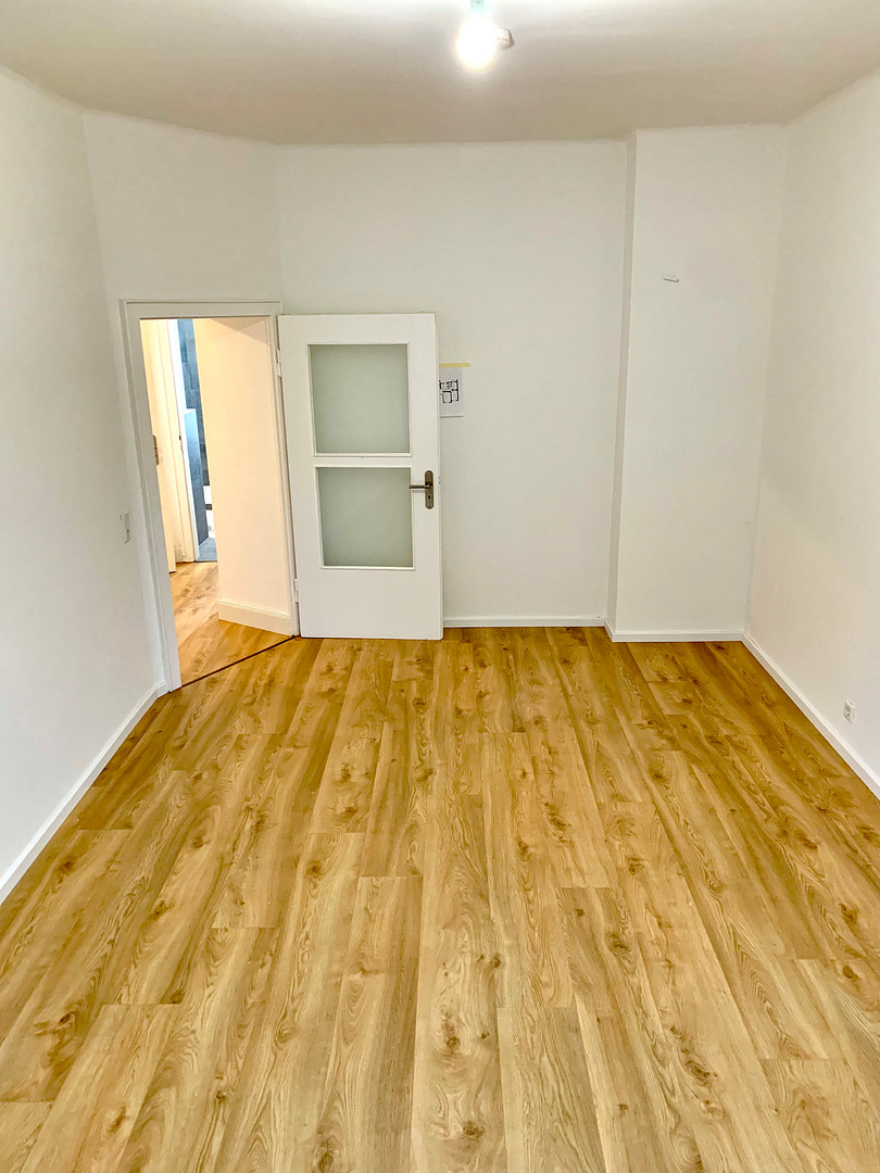 Kernsanierte 99 qm Wohnung mit Einbauküche zum Erstbezug inkl. neuer Einbauküche – Brehmstraße 75, 40239 Düsseldorf(Düsseltal) – Vorschaubild 15
