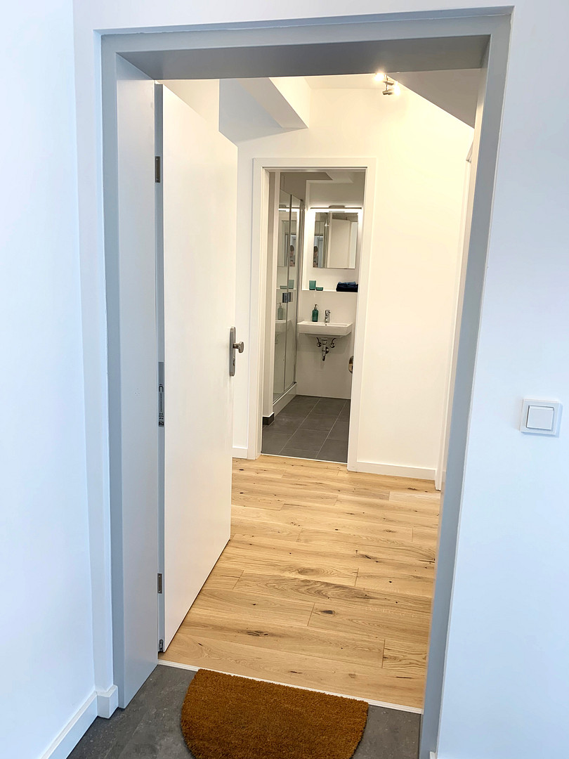 Hochwertige 1,5-Zimmer-Wohnung mit Südwest-Balkon in Hamburg-Marienthal – Holstenhofweg 10, 22041 Hamburg(Wandsbek) – Vorschaubild 8