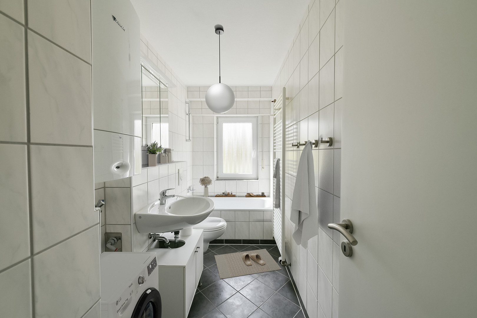 Attraktive, schöne und helle 3-Zimmer-Wohnung mit Balkon – Karlsruhe(Mühlburg) – Vorschaubild 4