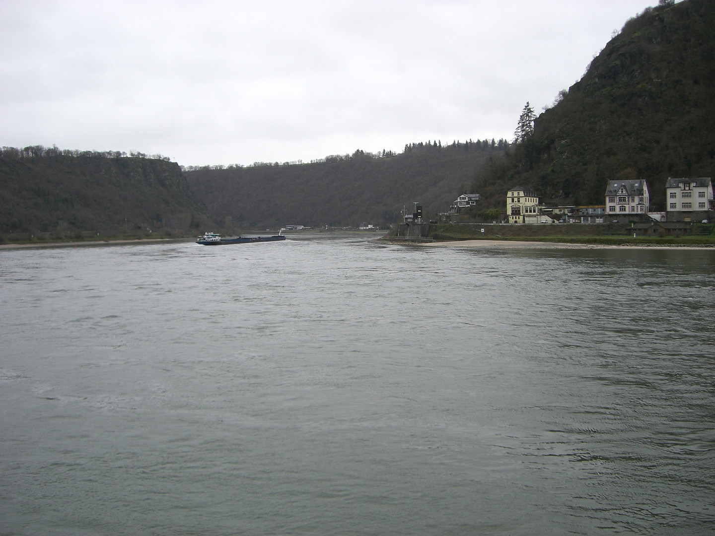1. Linie am Rhein, Sonnenseite, Sankt Goarshausen Mittelhaus 145 QM – Rheinstrasse 28, 56346 Sankt Goarshausen – Vorschaubild 6