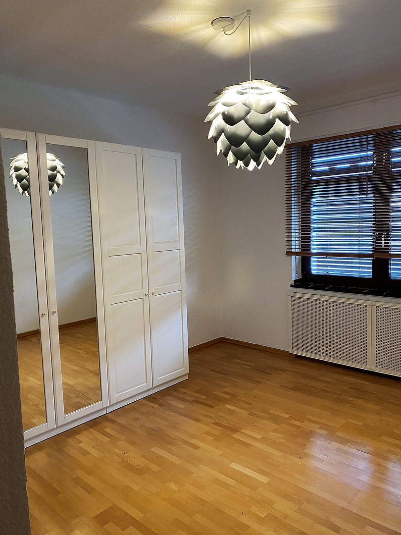 Wohnen und Arbeiten: Stilvolles Mehrfamilien- und Geschäftshaus mit großem Garten. – Dortmund(Wambel) – Vorschaubild 42