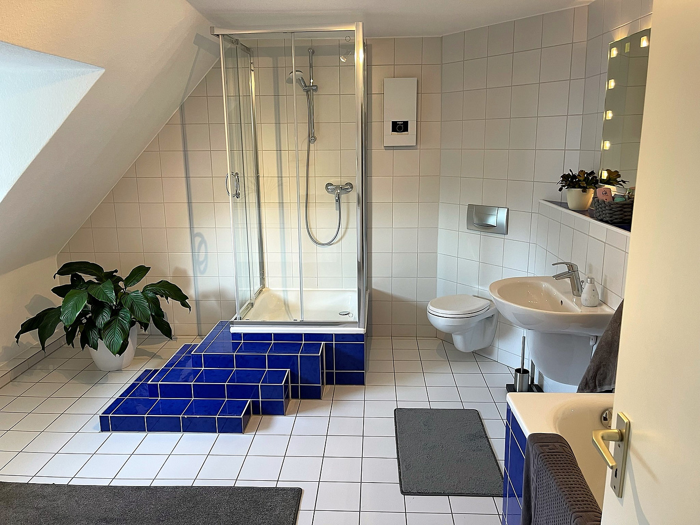 Wohnen und Arbeiten: Stilvolles Mehrfamilien- und Geschäftshaus mit großem Garten. – Dortmund(Wambel) – Vorschaubild 43