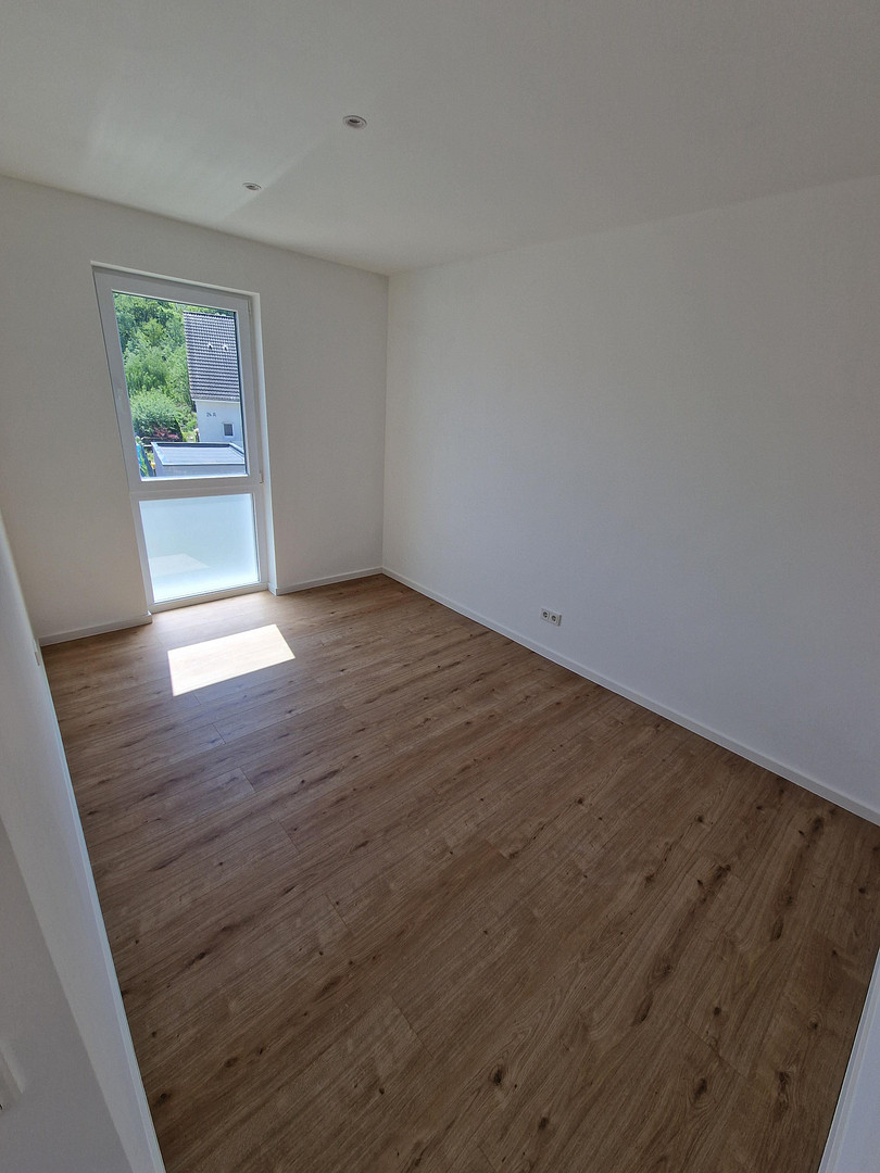 hochwertiges 6-Zimmer-Reihenhaus mit Terrasse, Balkon, Dachloggia, Garage und Smart-Home-Ausstattung – Plaußiger Dorfstr. 24e, 4349 Leipzig(Plaußig-Portitz) – Vorschaubild 6