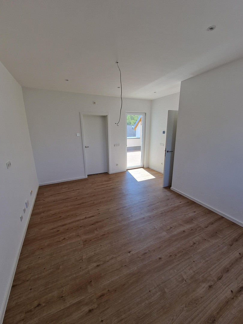 hochwertiges 6-Zimmer-Reihenhaus mit Terrasse, Balkon, Dachloggia, Garage und Smart-Home-Ausstattung – Plaußiger Dorfstr. 24e, 4349 Leipzig(Plaußig-Portitz) – Vorschaubild 12