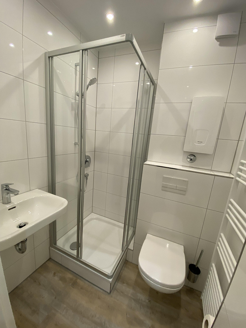 Kernsaniertes (2023) Appartment 3.OG,   Fernwärme, lichtdurchflutet, LED-Strahler, Rheinhausen – Hochemmericher Straße 64, 47226 Duisburg(Hochemmerich) – Vorschaubild 16