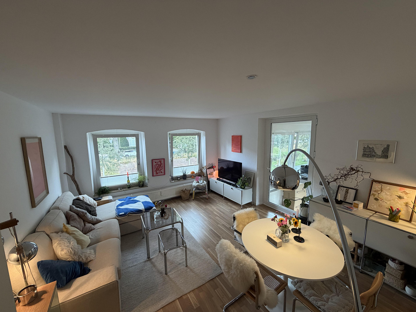 Traumhafte 2,5-Zimmer-Wohnung mit Wintergarten und Balkon  (Dobbenviertel) – 26122 Oldenburg(Oldenburg (Oldb)) – Vorschaubild 4