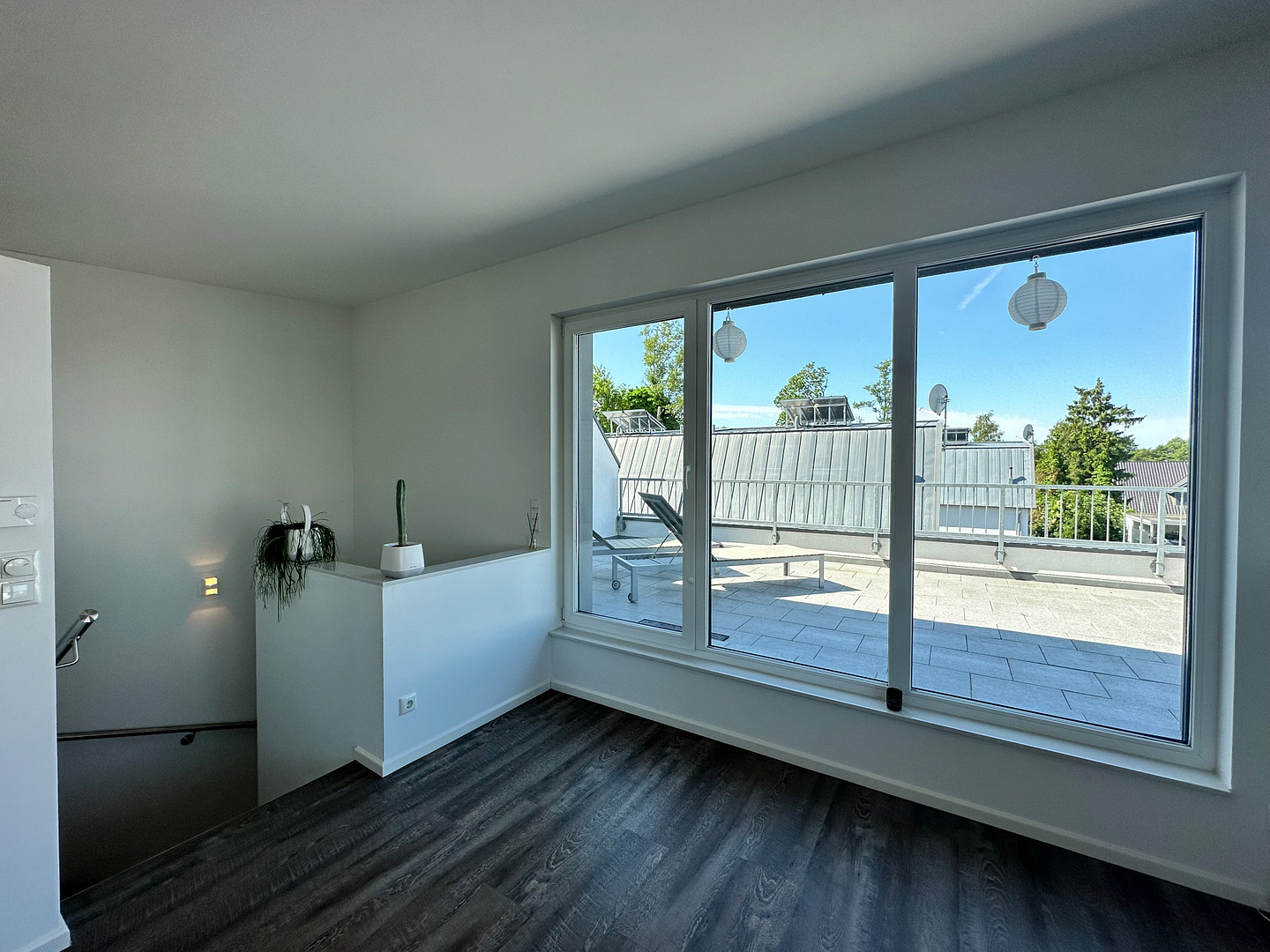 Arbeitszimmer & Terrasse 