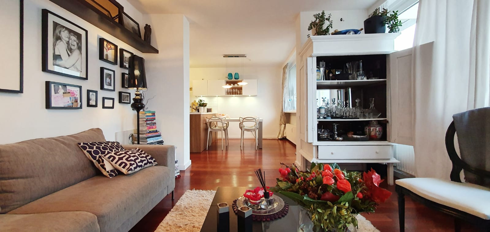 Exklusive, modernisierte und möblierte 2,5-Zimmer DG-Wohnung und Tiefgarage. – Karlsruhe Straße / Kurfürstendamm, 10711 Berlin(Halensee) – Vorschaubild 13