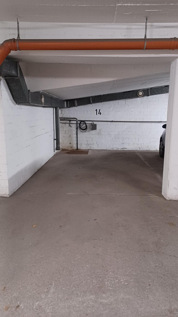 Exklusive, modernisierte und möblierte 2,5-Zimmer DG-Wohnung und Tiefgarage. – Karlsruhe Straße / Kurfürstendamm, 10711 Berlin(Halensee) – Vorschaubild 25