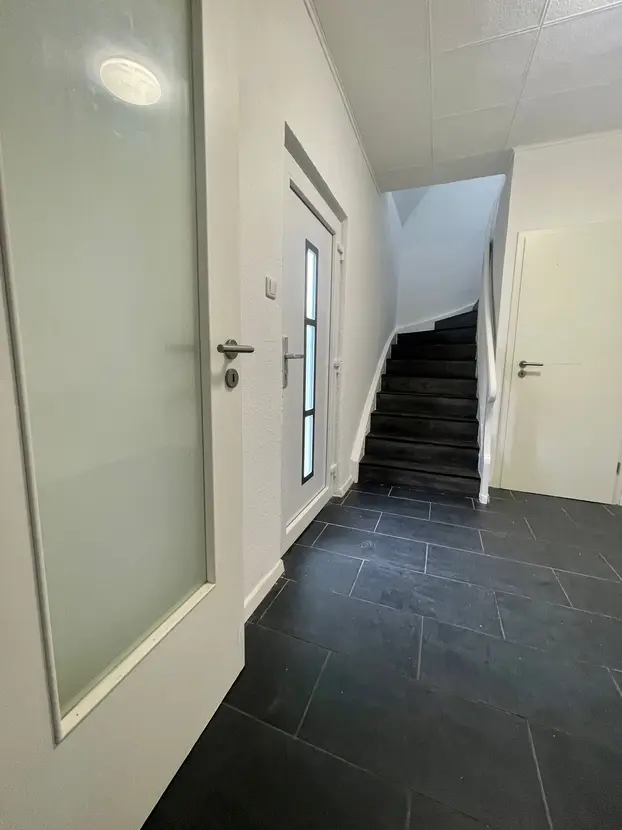 Freistehendes Einfamilienhaus Garten, Garage Nürnberg-Katzwang provisionsfrei sofort bezugsfrei – Donizettistraße 38 Katzwang, 90453 Nürnberg(Katzwang) – Vorschaubild 16