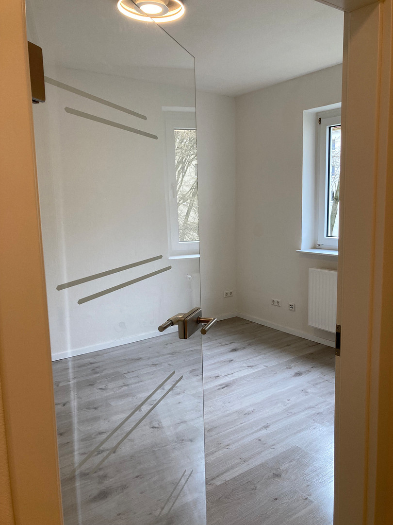 Hochw. renovierte 2 Zi. Whg. Hannover Herrenhausen, EBK, Solaranlage, Fußbodenheizung im Bad – Münterstr. 19, 30419 Hannover(Herrenhausen) – Vorschaubild 7