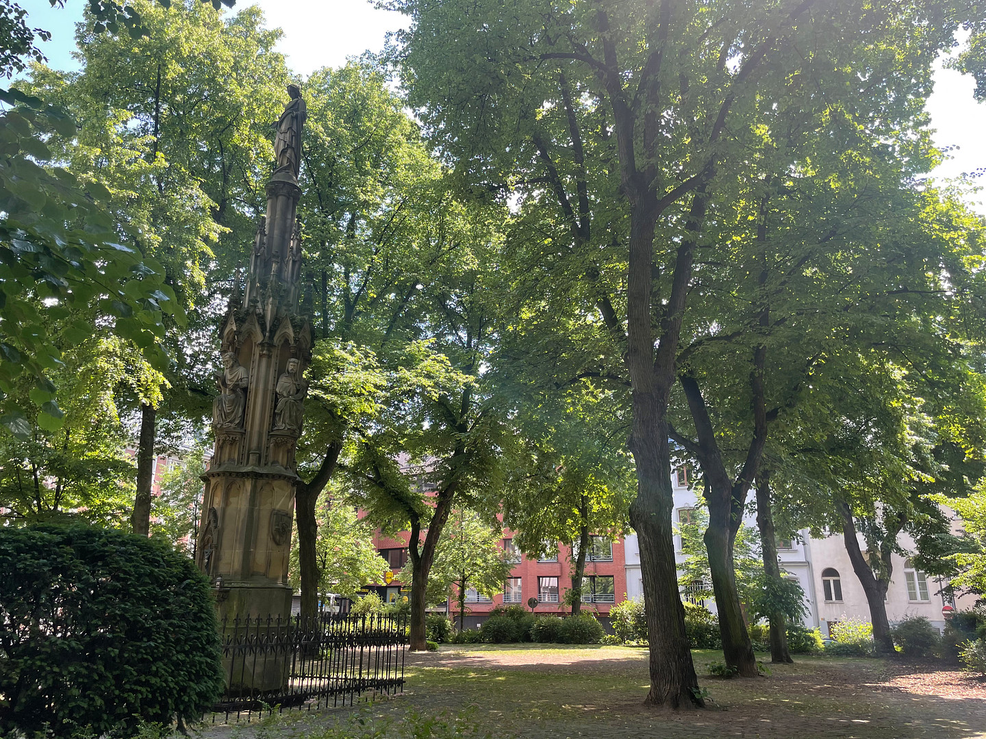 Kapitalanlage mit Top Rendite, zentrale 2-Zimmer-DG-Wohnung, Köln Innenstadt / Neustadt Nord – Köln(Innenstadt) – Vorschaubild 4