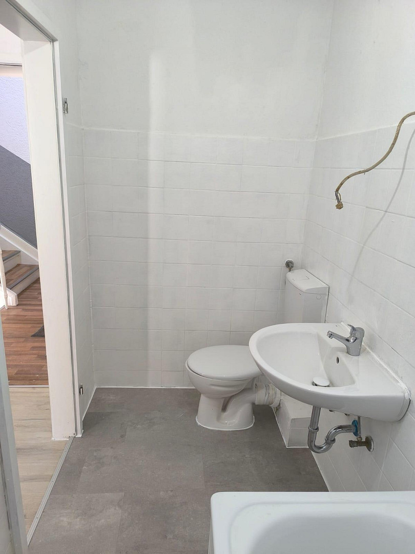 Schöne und renovierte 2,5-Zimmer Wohnung – Krayer Str. 30, 44866 Bochum(Leithe) – Vorschaubild 3