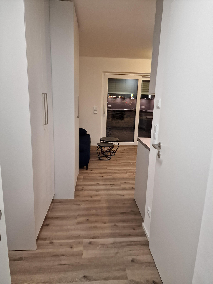 Möblierte Neubau Erdgeschosswohnung - inkl. Tiefgarage, Luxusausstattung, mit Garten – 80809 München(Milbertshofen) – Vorschaubild 8