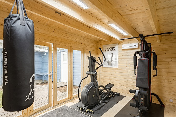 Traumhafter Resthof in absoluter Alleinlage direkt hinterm Eiderdeich mit eigenem Leuchtturm! – Lehe – Vorschaubild 35