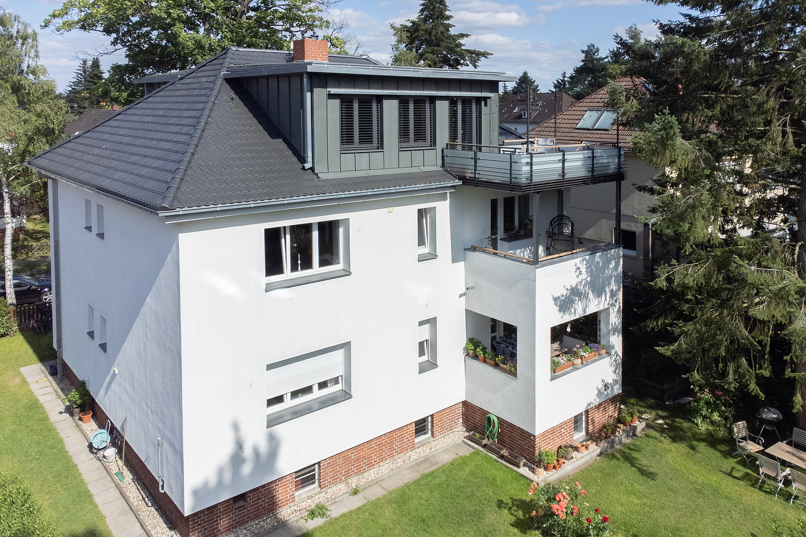 Wohnen + Kapitalanlage: Top gepflegtes, aufwendig saniertes 30er-Jahre-Haus in 1A-Lage Zehlendorf – Berlin(Zehlendorf) – Vorschaubild 29