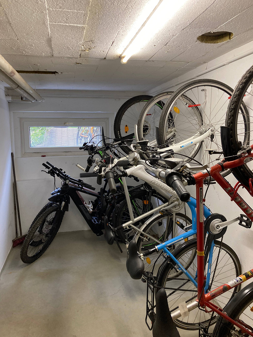 MEGA Ausblick, Küche, Fußboden und Badezimmer neu – Kurt Schneider Str. 22, 9122 Chemnitz(Markersdorf) – Vorschaubild 12