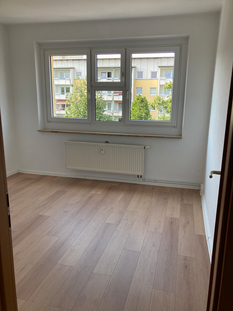 MEGA Ausblick, Küche, Fußboden und Badezimmer neu – Kurt Schneider Str. 22, 9122 Chemnitz(Markersdorf) – Vorschaubild 7