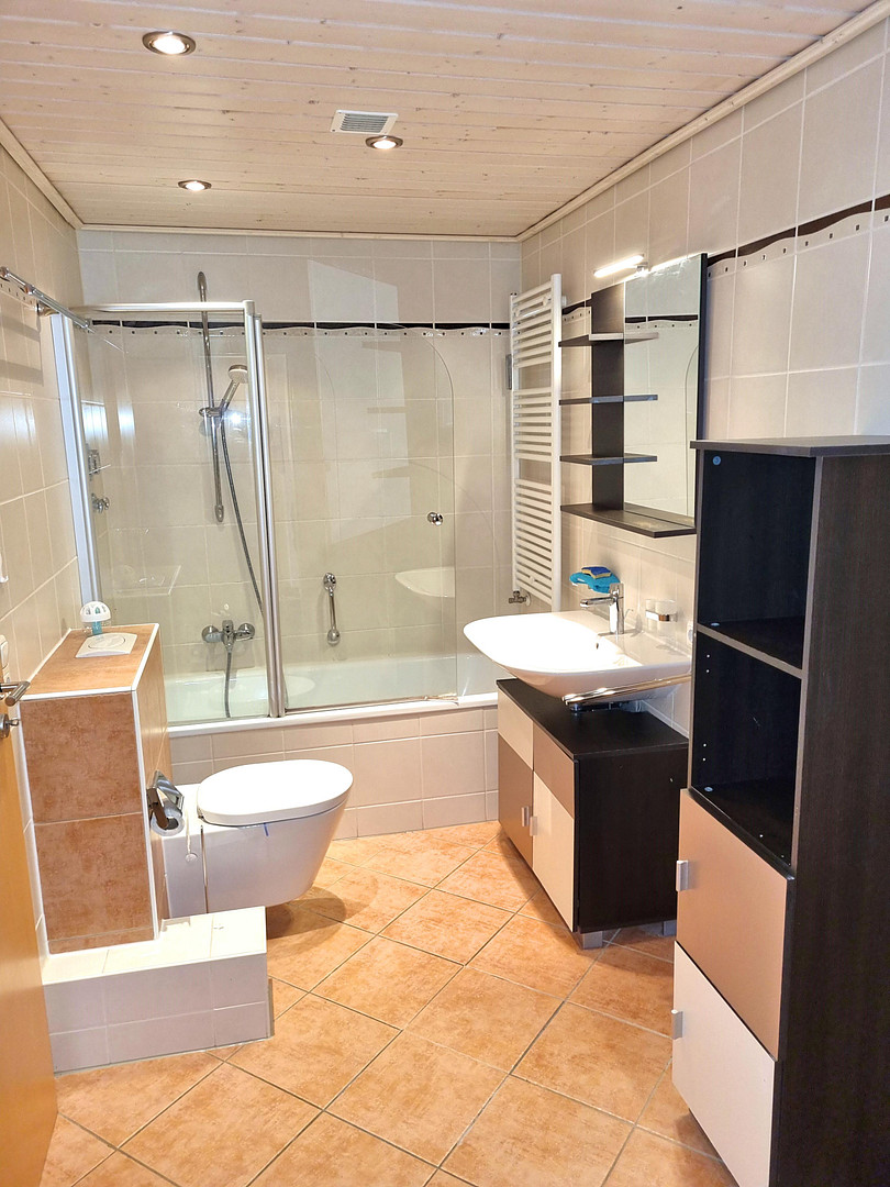 Hohe Mietrendite oder sofort selber einziehen! Exklusive sonnige 2-Zi-Wohnung mit Balkon in Weiler – 88171 Weiler-Simmerberg(Weiler im Allgäu) – Vorschaubild 11
