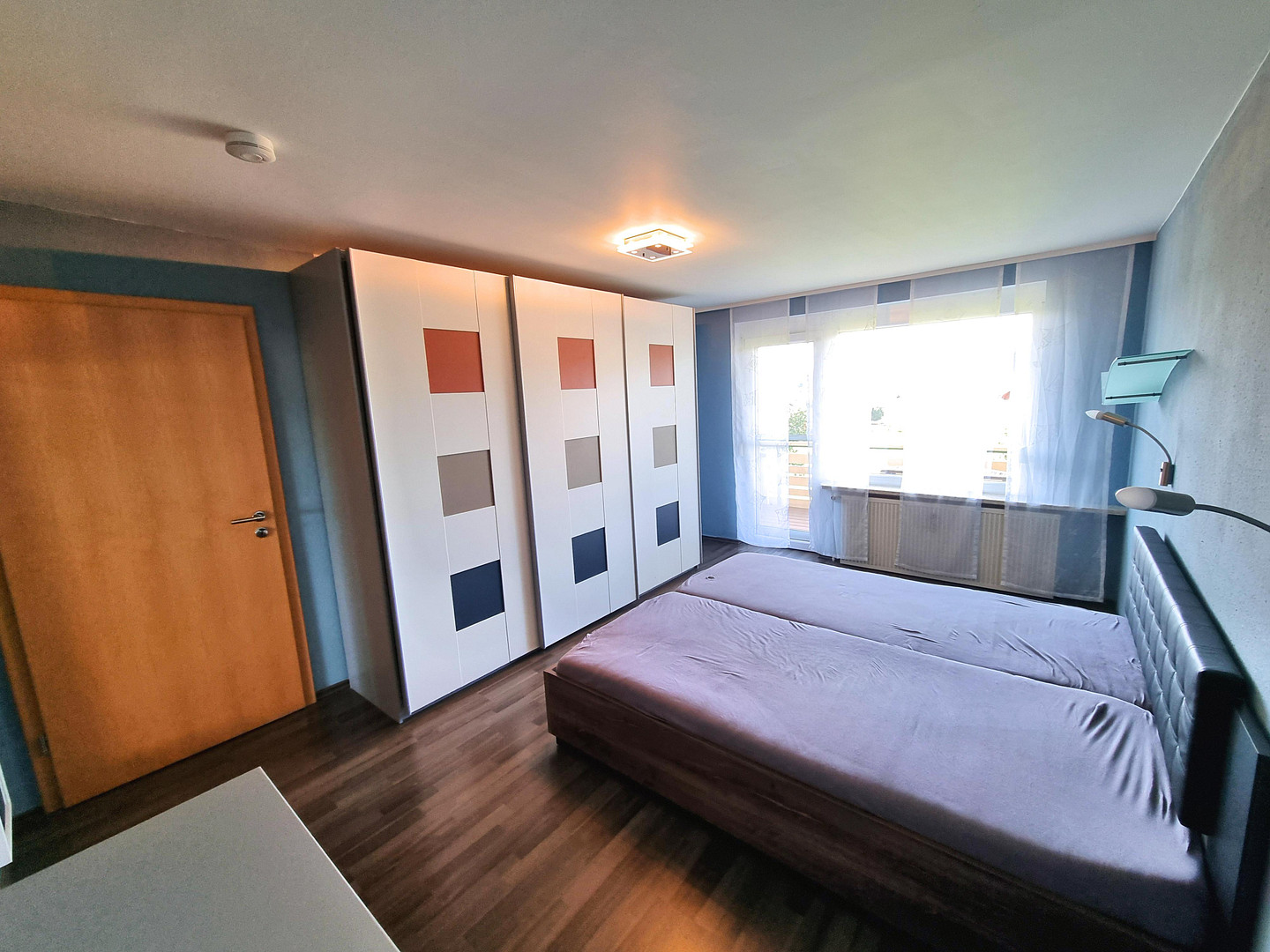 Hohe Mietrendite oder sofort selber einziehen! Exklusive sonnige 2-Zi-Wohnung mit Balkon in Weiler – 88171 Weiler-Simmerberg(Weiler im Allgäu) – Vorschaubild 3