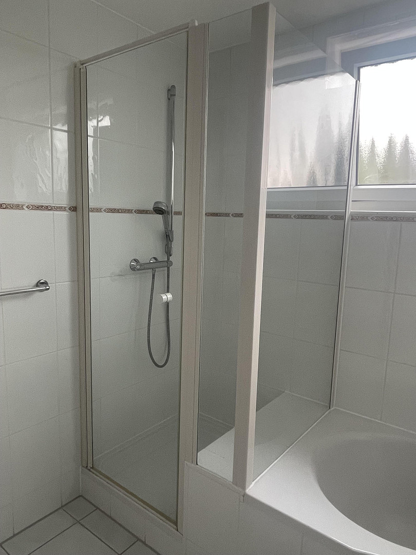Top Lage in Heerdt - Top Wohnung - sehr gut geschnittene 4-Zimmer Wohnung - neue Küche – 40549 Düsseldorf(Heerdt) – Vorschaubild 6