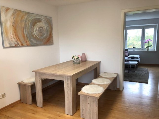 LA SCHÖNBRUNN: sehr schöne und helle 2 ZKB mit Wohnküche u. EBK – 84036 Landshut – Vorschaubild 4