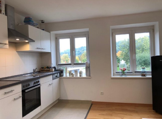 LA SCHÖNBRUNN: sehr schöne und helle 2 ZKB mit Wohnküche u. EBK – 84036 Landshut – Vorschaubild 3