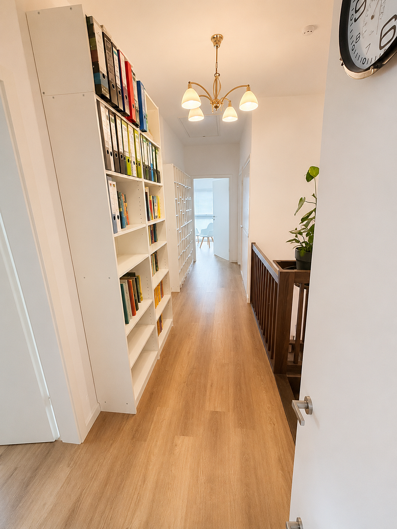Neuwertige Doppelhaushälfte in Hamburg-Oldenfelde | 157 m² · 6 Zimmer · Südwest-Garten – Hamburg(Rahlstedt) – Vorschaubild 8
