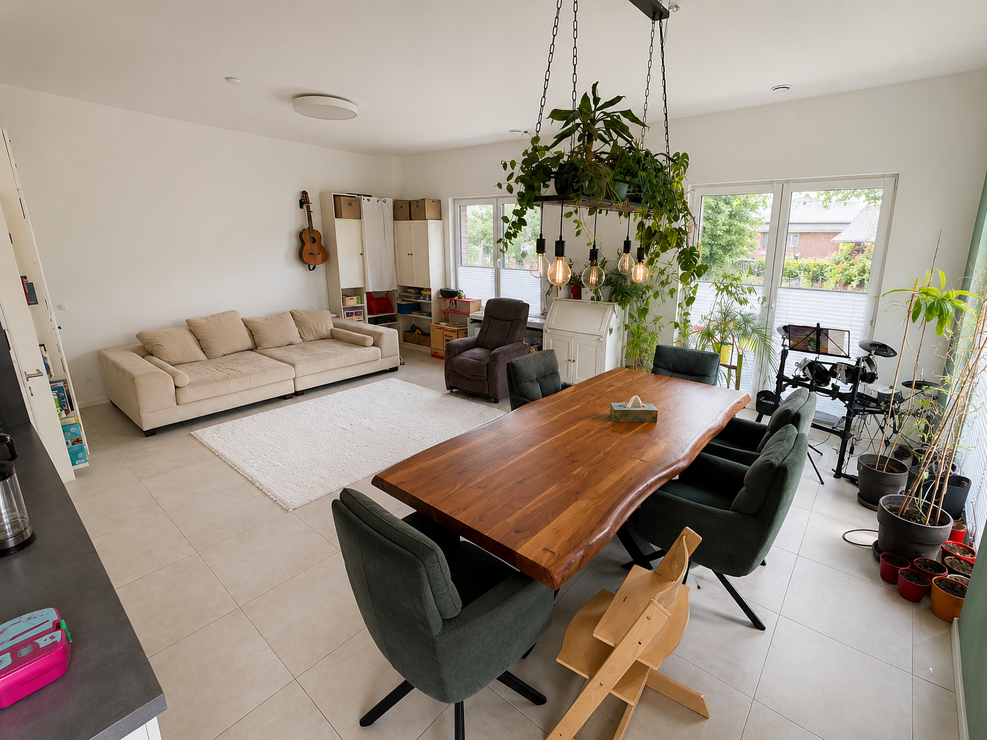 Neuwertige Doppelhaushälfte in Hamburg-Oldenfelde | 157 m² · 6 Zimmer · Südwest-Garten – Hamburg(Rahlstedt) – Vorschaubild 4