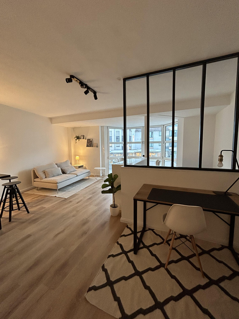 Perfekt für Pendler, befristet auf 2 Jahre: Sanierte, möblierte Wohnung im Herzen von Sülz – Köln(Sülz) – Vorschaubild 3