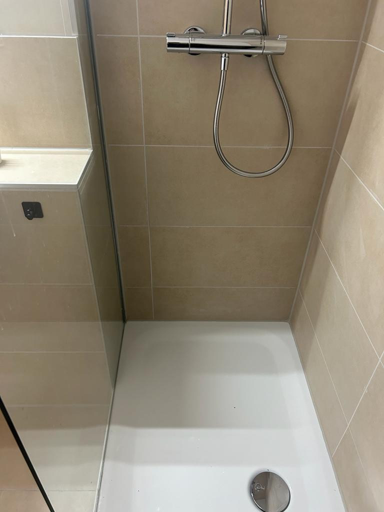 Perfekt für Pendler, befristet auf 2 Jahre: Sanierte, möblierte Wohnung im Herzen von Sülz – Köln(Sülz) – Vorschaubild 12