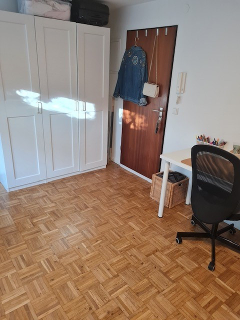 Bochum Ehrenfeld: Schickes Appartement mit Einbauküche zu vermieten – Friederikastraße 64, 44789 Bochum(Wiemelhausen) – Vorschaubild 2