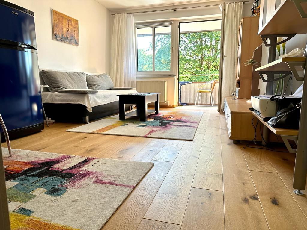 Provisionsfrei und bezugsfrei! Wohnung mit Balkon. Nähe Theresienwiese – Lenaustr. 2, 81373 München(Sendling-Westpark) – Vorschaubild 2