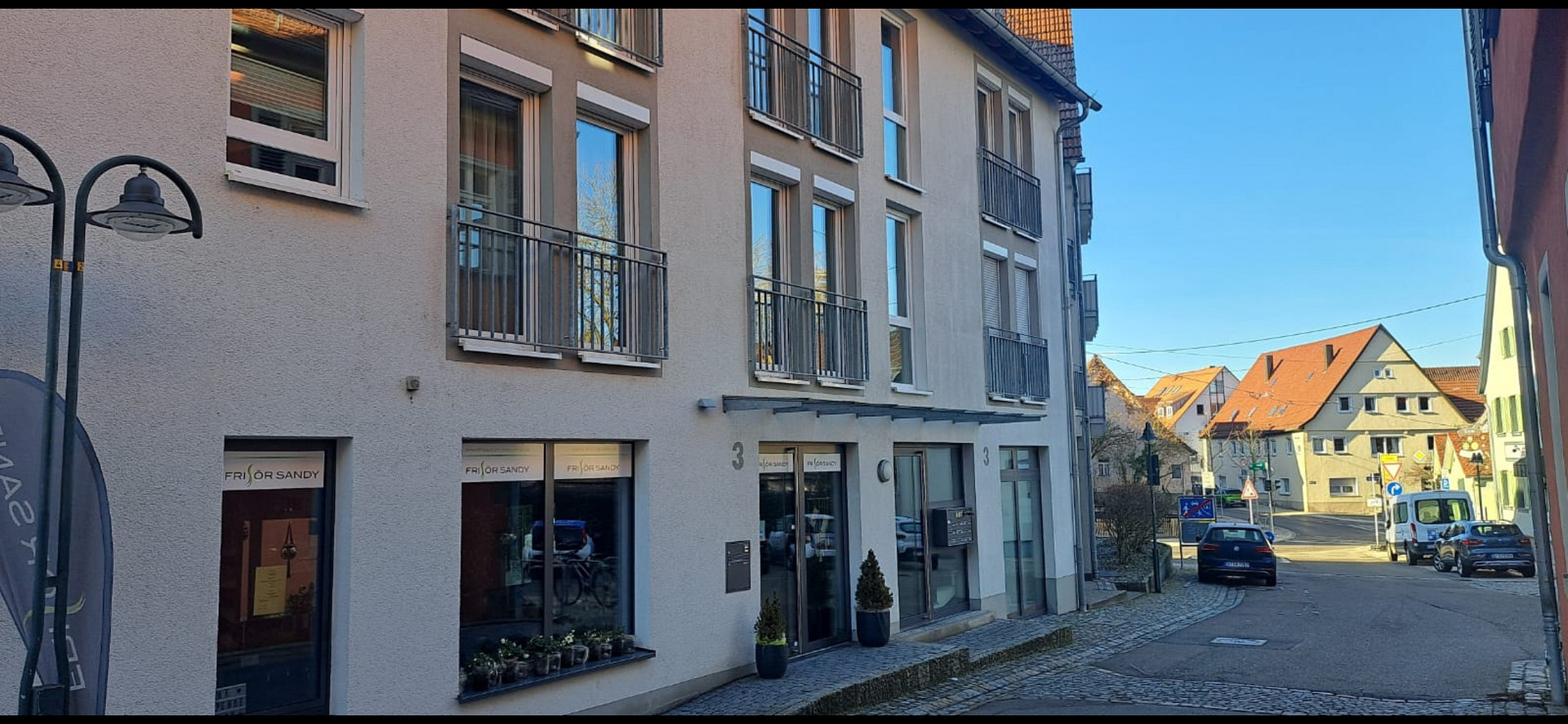 Attraktive Zweizimmerwohnung mit Einbauküche und Balkon – Foto 2