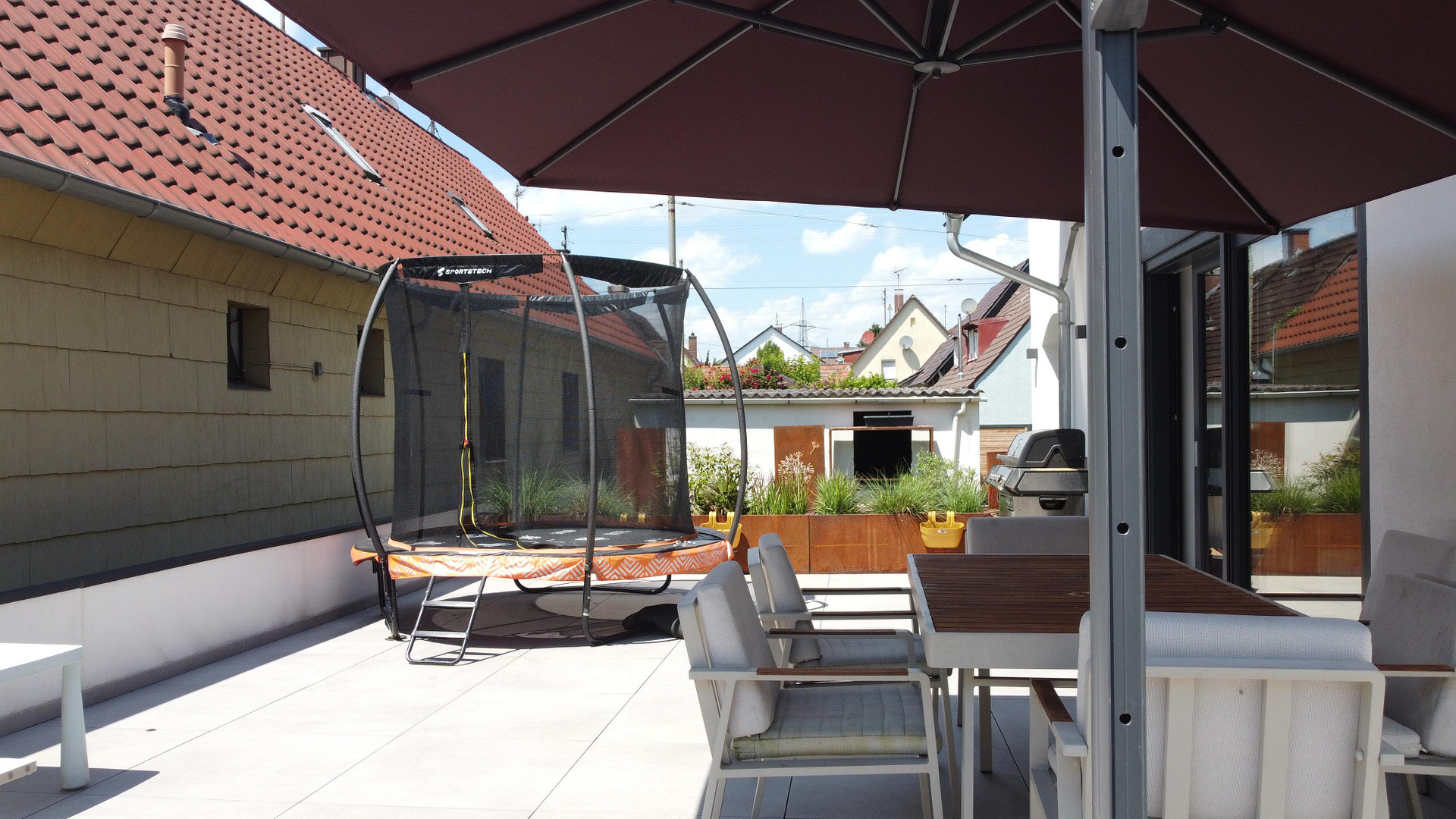 Zukunftssicheres Design-Atriumhaus: Klasse B, 12kWp PV, Klima, Kamin & Einlieger-Option – Karlsruhe(Daxlanden) – Vorschaubild 21